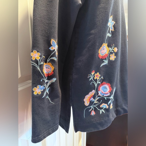 Boston Proper Embroidered Tunic Sweatshirt - Picture 4 of 8